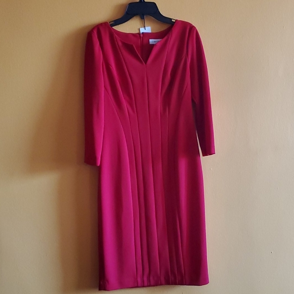 Calvin Klein V-Neck Seamed Dress - Picture 6 of 10